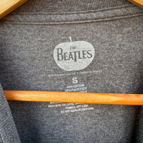 The Beatles Abbey Road gray womens t-shirt Apple Size Small - Picture 3 of 5